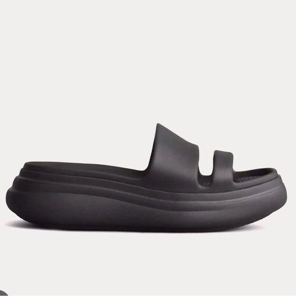 rag & bone Shoes - Rag & Bone Brixley Black Platform Slide Sandals Size 37 / 7